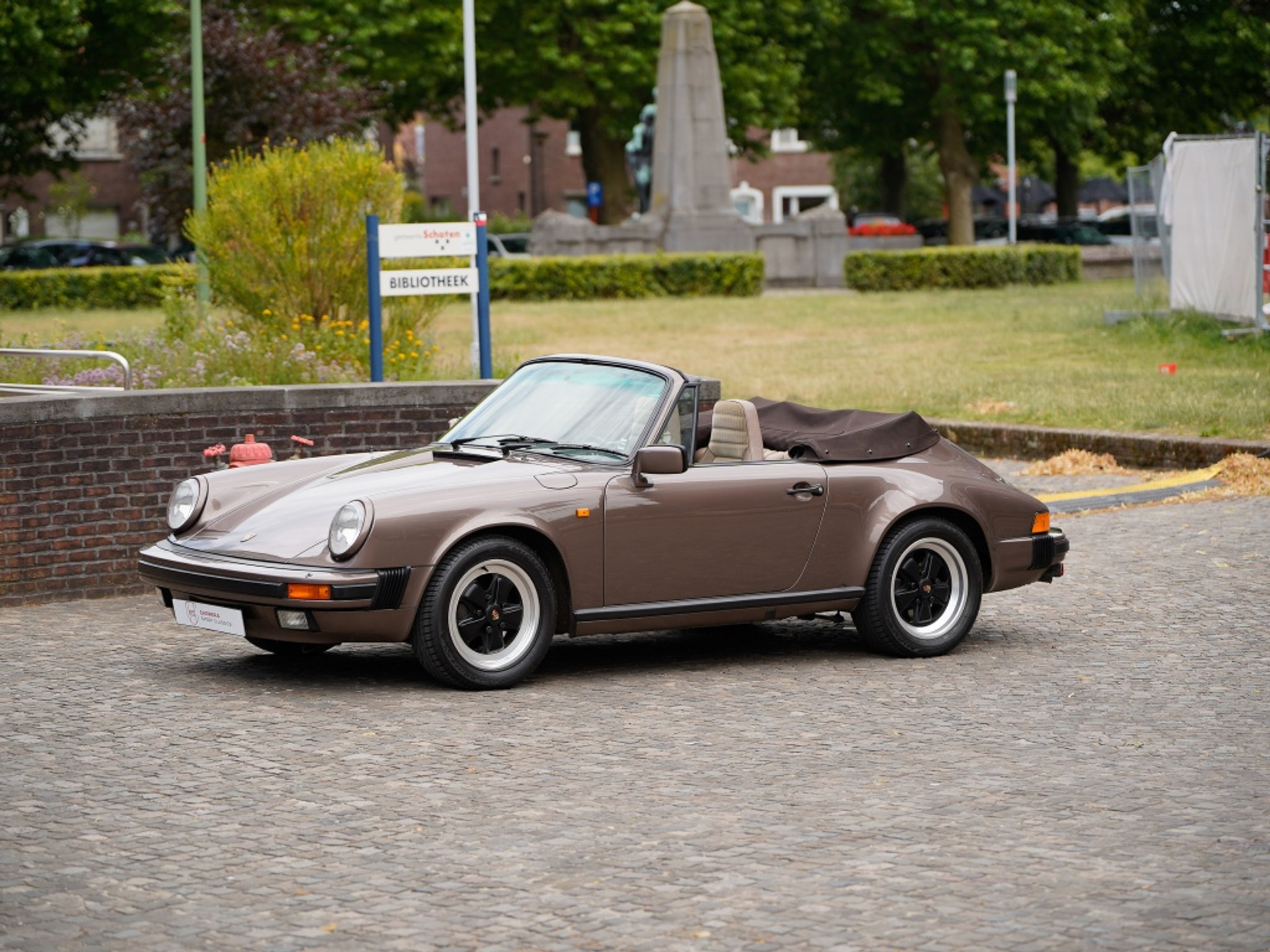 40537936-2.jpg