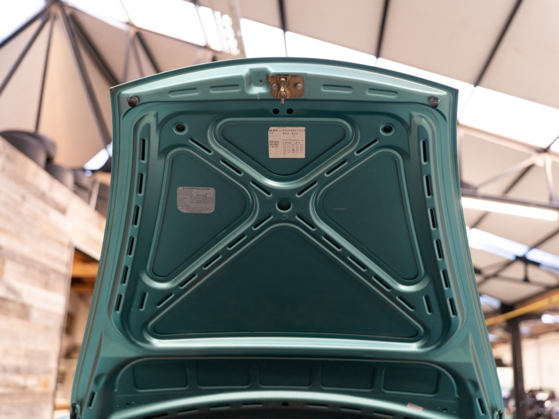 42823807-34.jpg