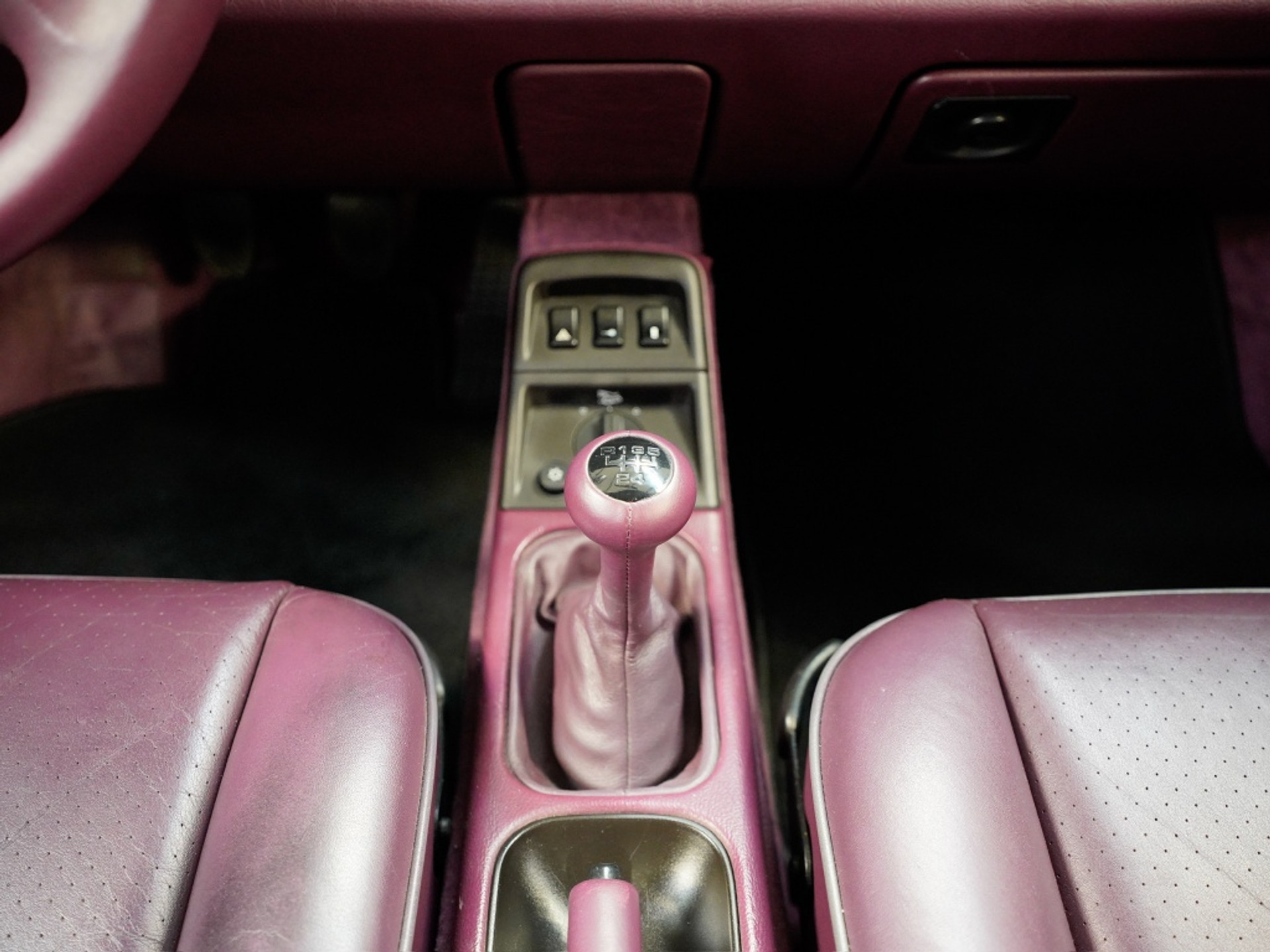 43511168-18.jpg