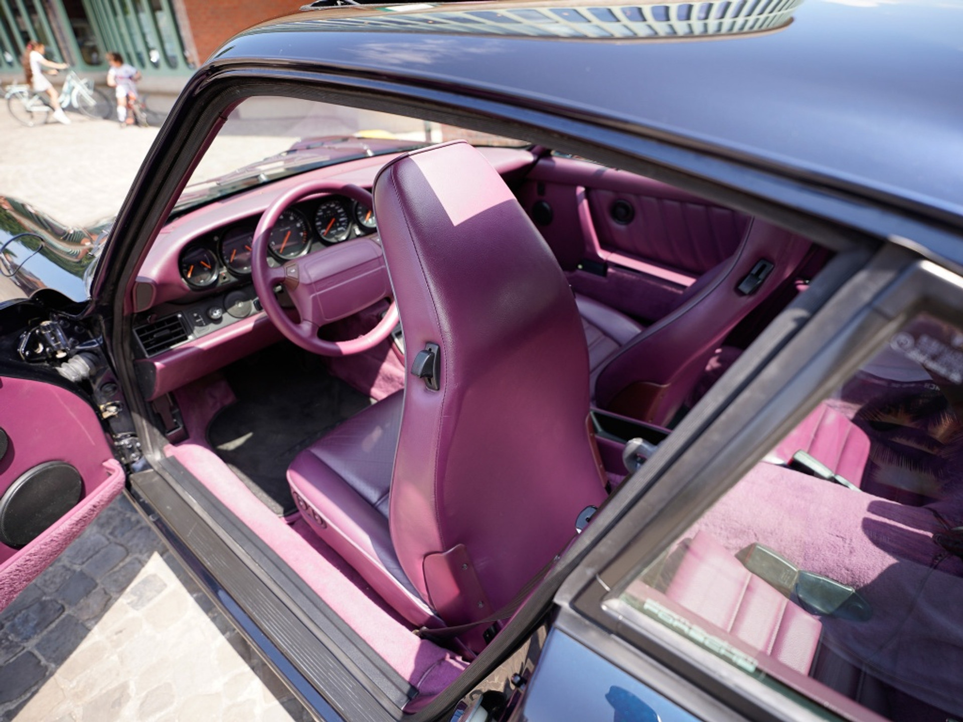 43511168-24.jpg