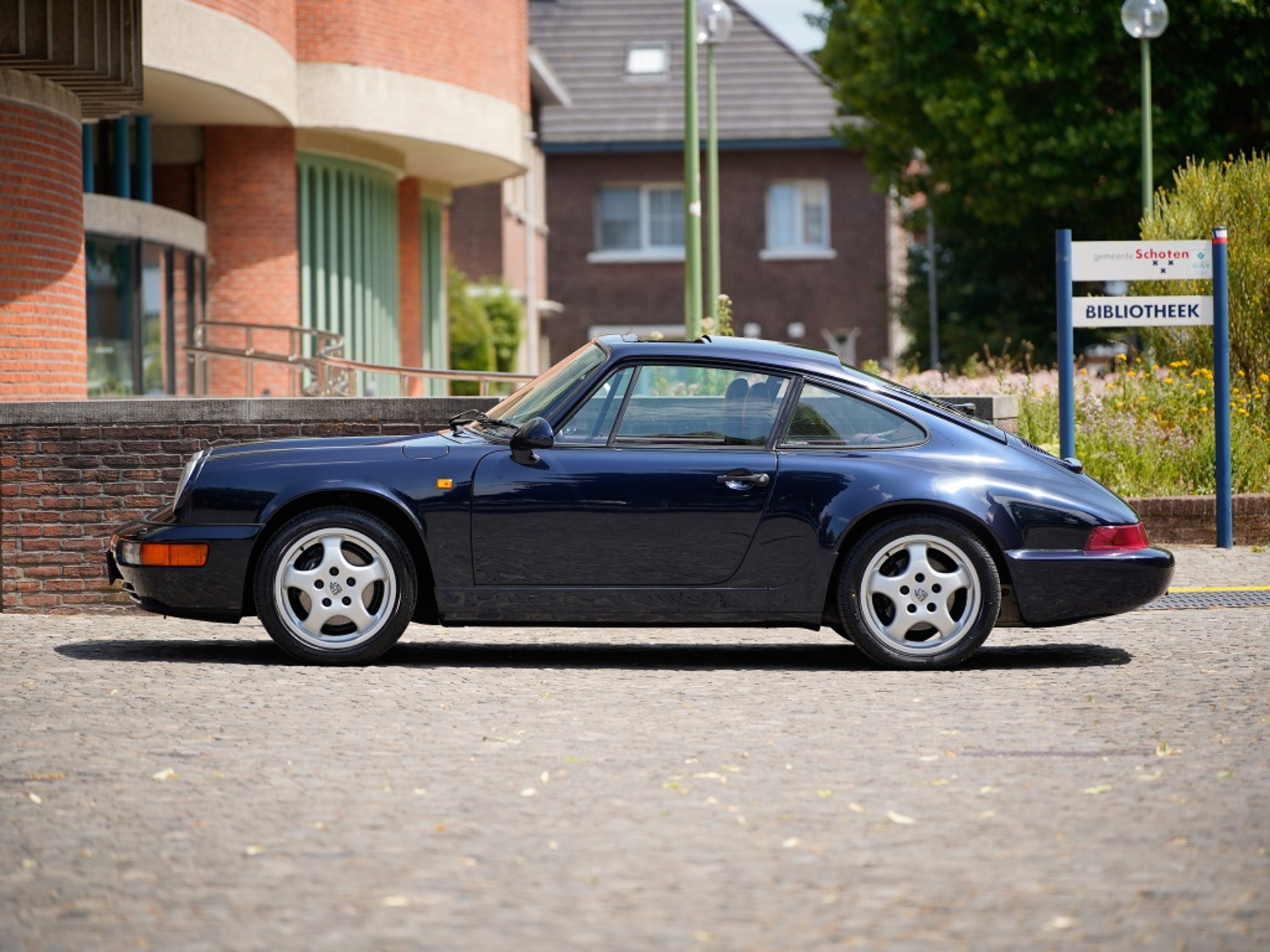 43511168-29.jpg