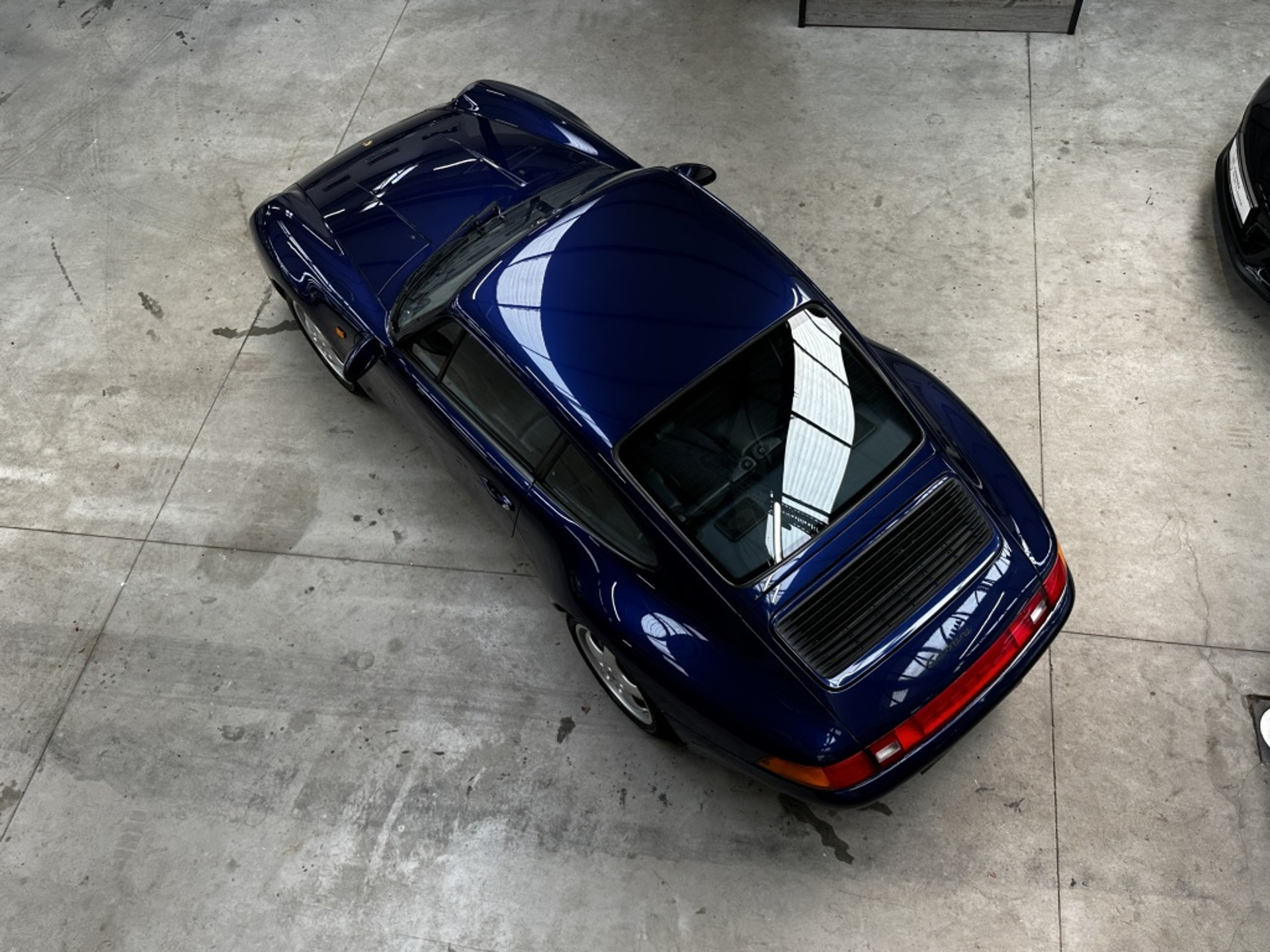 45262816-3.jpg