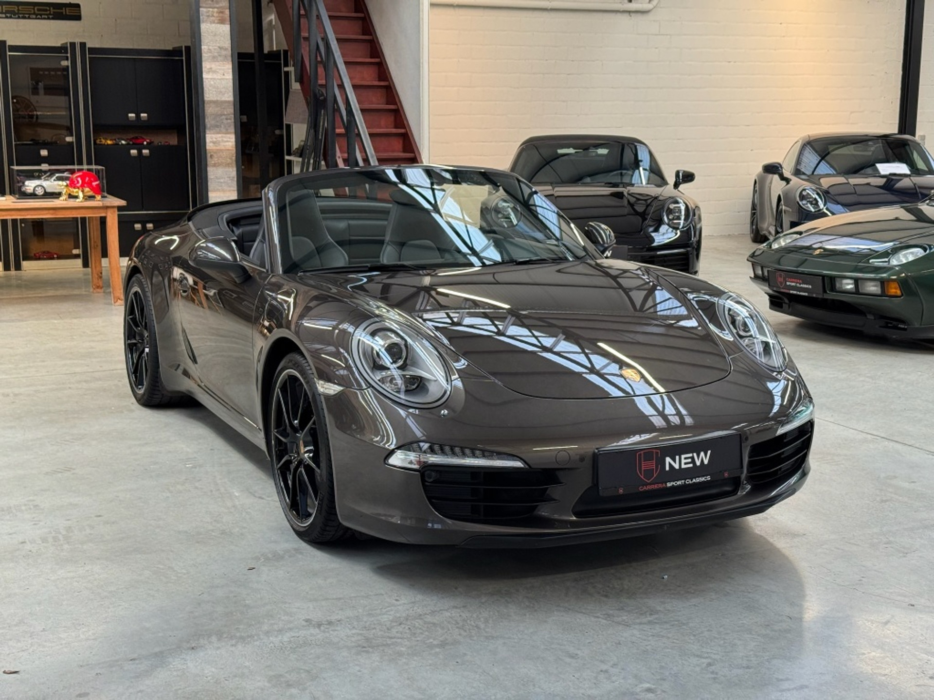 47954528-9.jpg